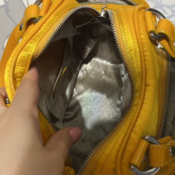 Tod’s small nylon handbag -authentic✅ leather handles✅ firm ✅ - Picture 14 of 17